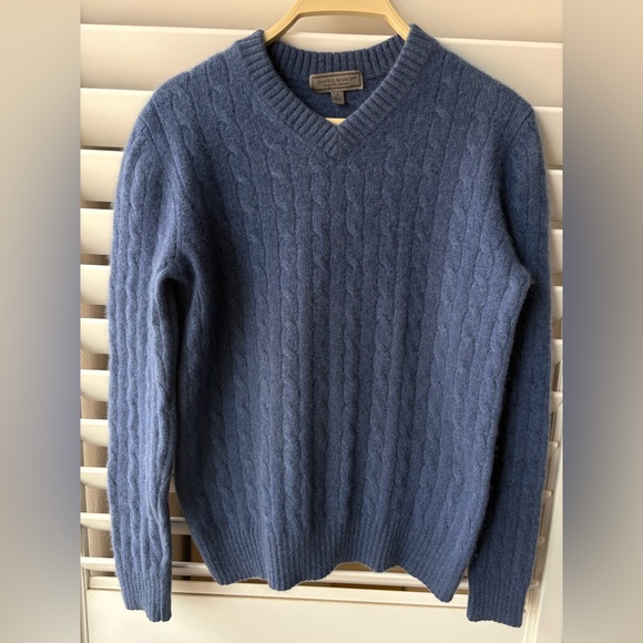 Daniel Bishop Cashmere’s V-Neck Blue Sweater - Picture 1 of 7